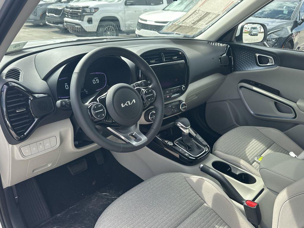 new 2025 Kia Soul car, priced at $25,477