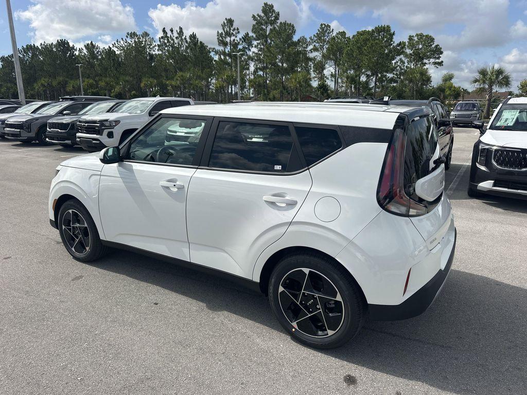new 2025 Kia Soul car, priced at $25,477