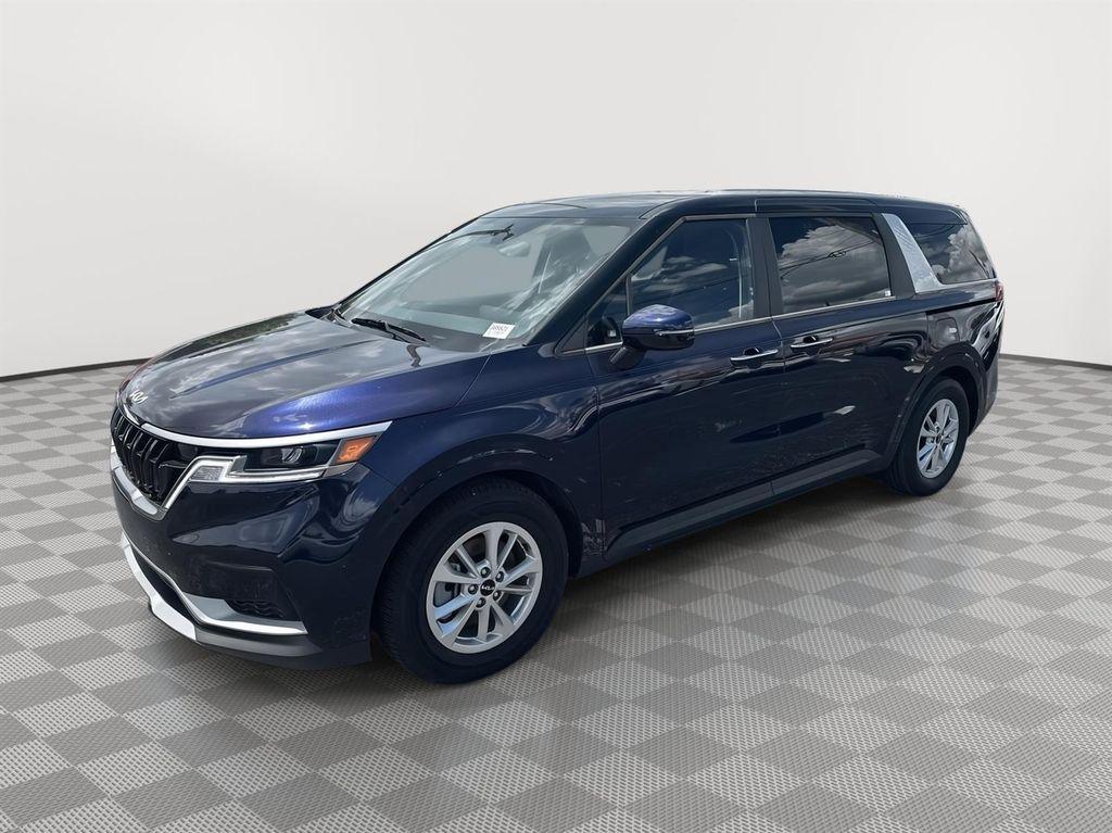 used 2024 Kia Carnival car, priced at $30,221