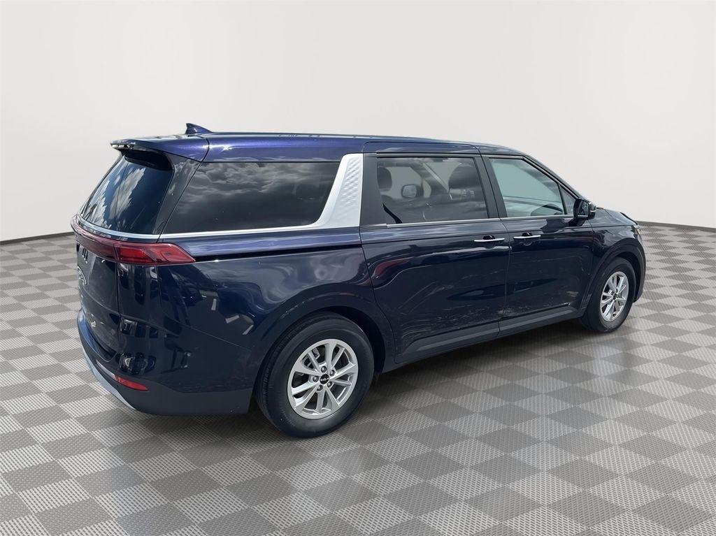 used 2024 Kia Carnival car, priced at $30,035