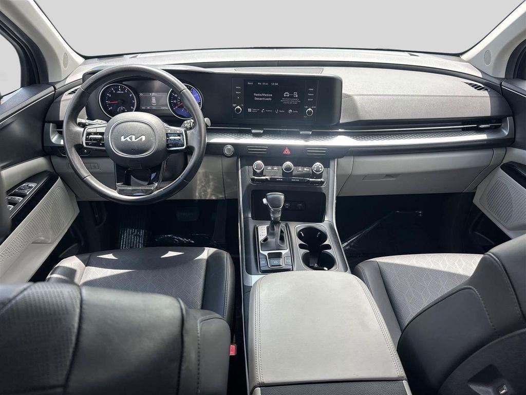 used 2024 Kia Carnival car, priced at $30,035