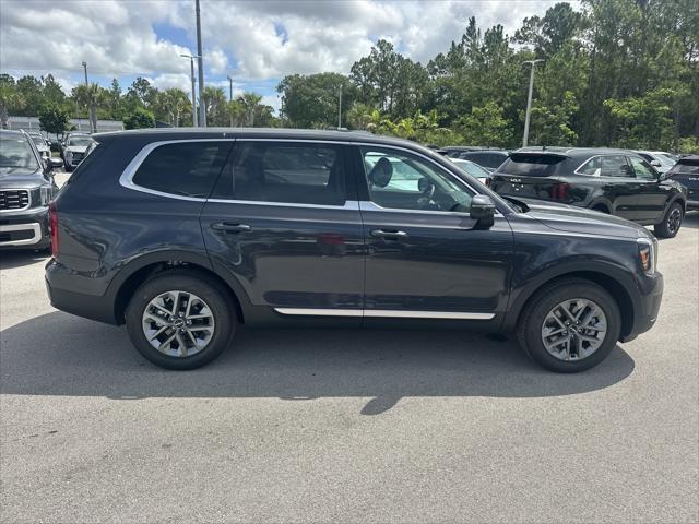 new 2025 Kia Telluride car, priced at $38,135