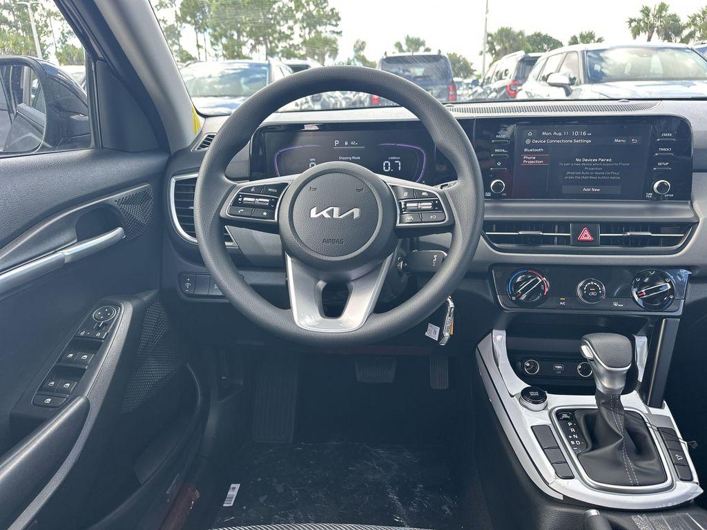 new 2026 Kia Seltos car, priced at $25,745