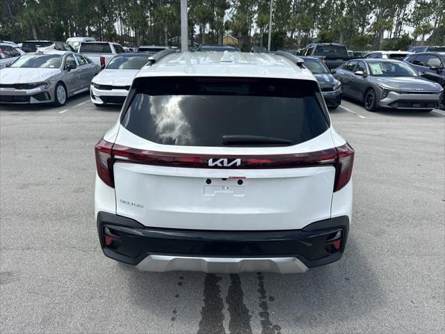 new 2025 Kia Seltos car, priced at $28,245