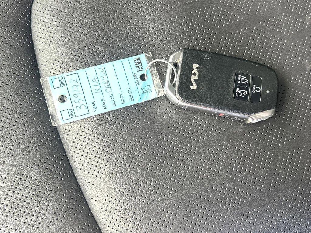 used 2024 Kia Carnival car, priced at $29,523