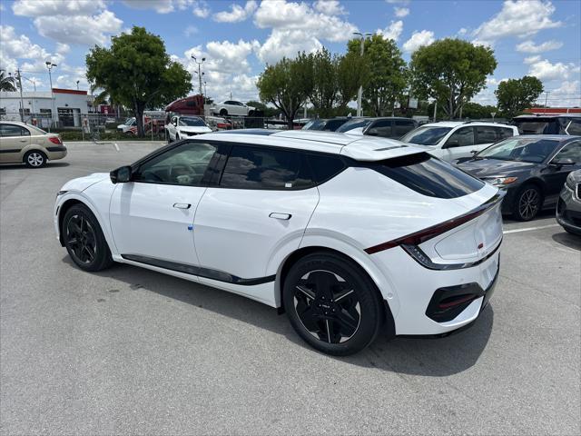 new 2025 Kia EV6 car, priced at $53,670