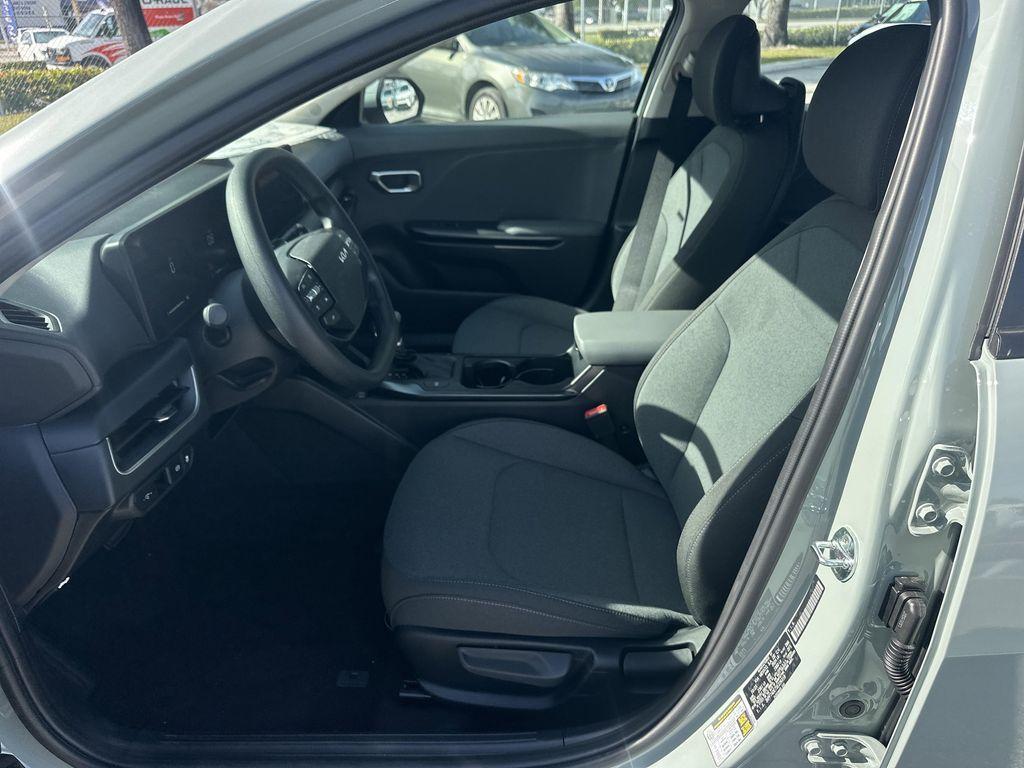 new 2025 Kia K4 car, priced at $24,093