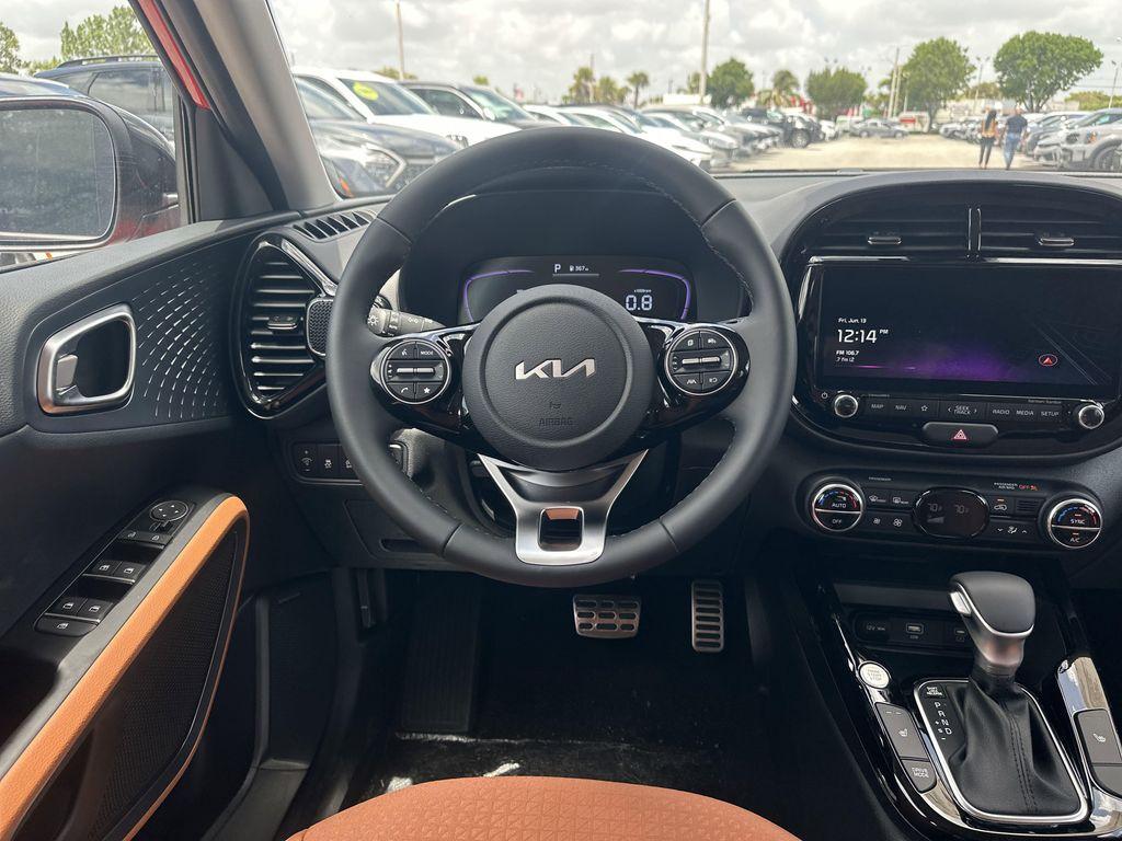 new 2025 Kia Soul car, priced at $26,327