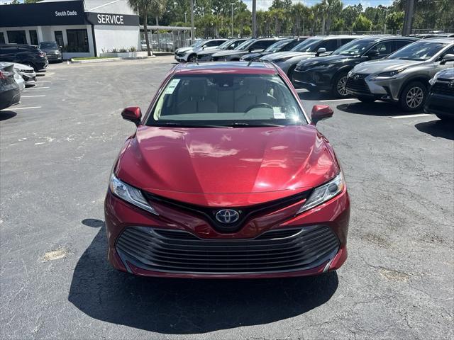 used 2020 Toyota Camry Hybrid car, priced at $22,995