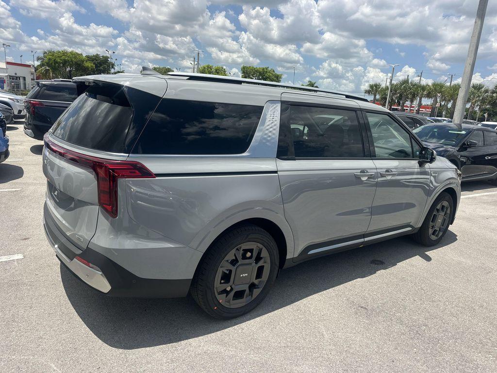 new 2026 Kia Carnival Hybrid car, priced at $50,130
