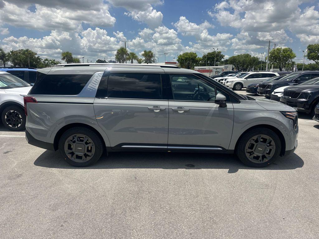 new 2026 Kia Carnival Hybrid car, priced at $50,130
