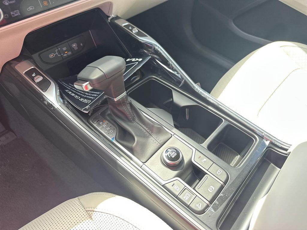 new 2025 Kia Sorento car, priced at $38,855