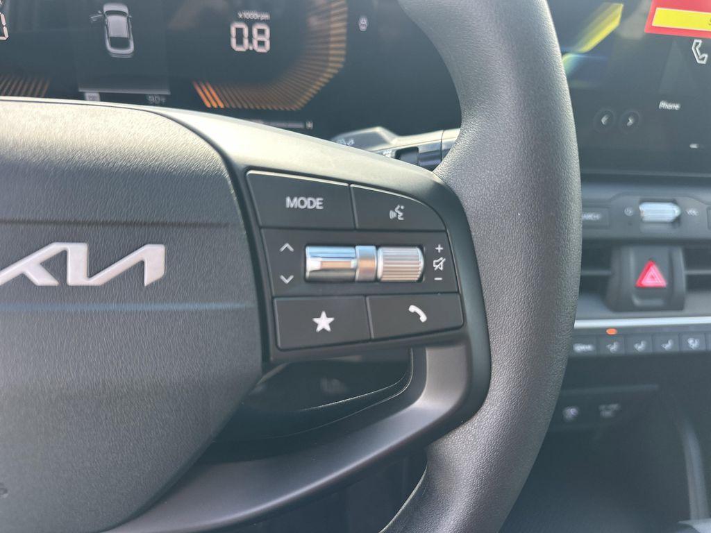 new 2025 Kia K4 car, priced at $24,000