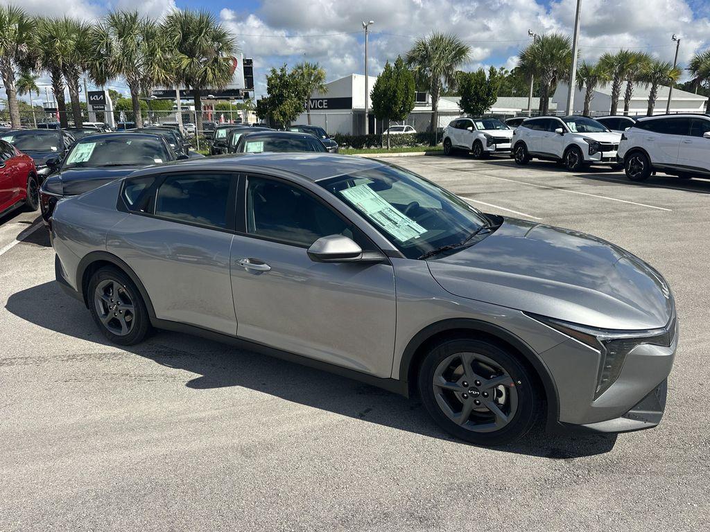 new 2025 Kia K4 car, priced at $24,000
