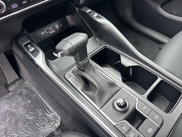 new 2025 Kia Sorento car, priced at $39,835