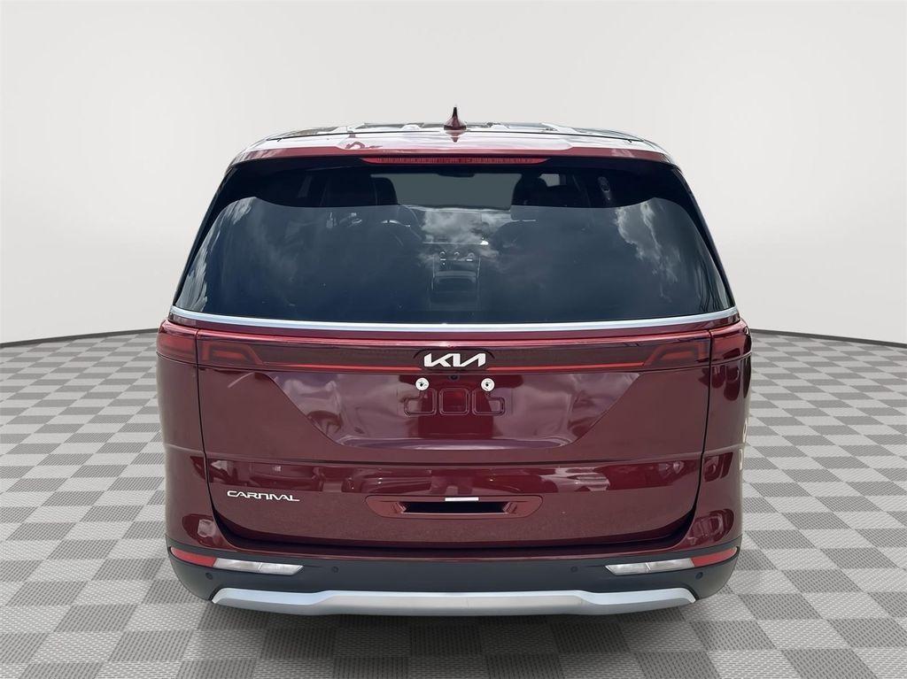 used 2024 Kia Carnival car, priced at $30,029