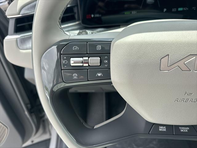 new 2026 Kia EV9 car, priced at $64,620