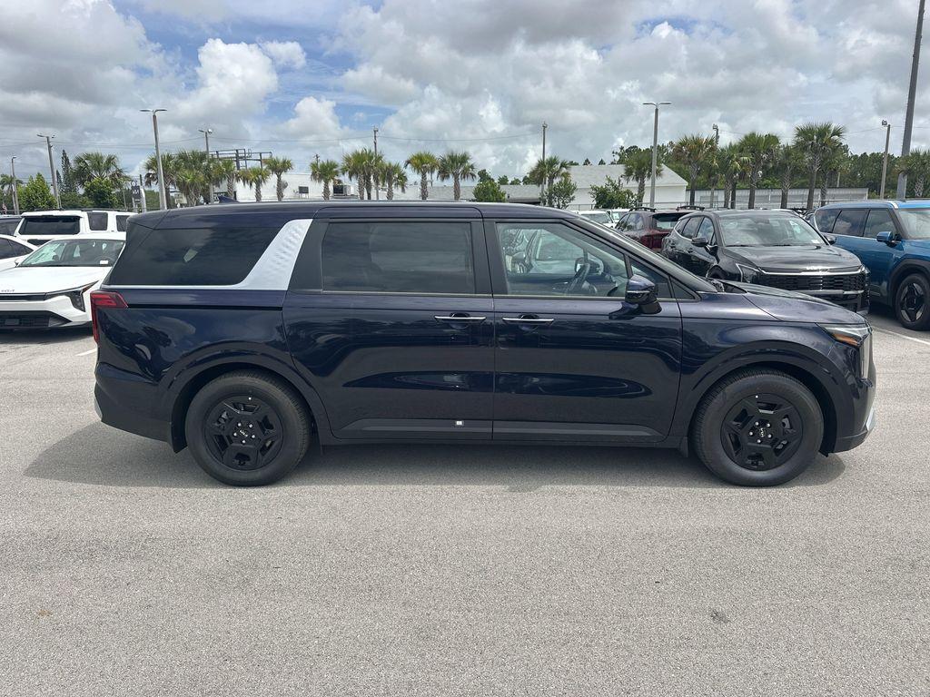 new 2025 Kia Carnival car, priced at $39,504