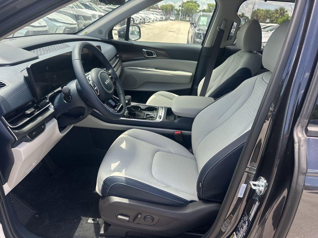 new 2026 Kia Carnival car, priced at $52,790