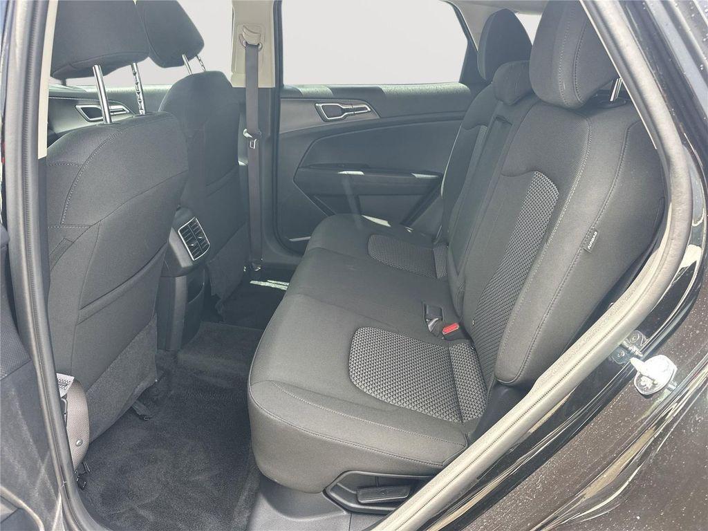used 2024 Kia Sportage Hybrid car, priced at $25,399