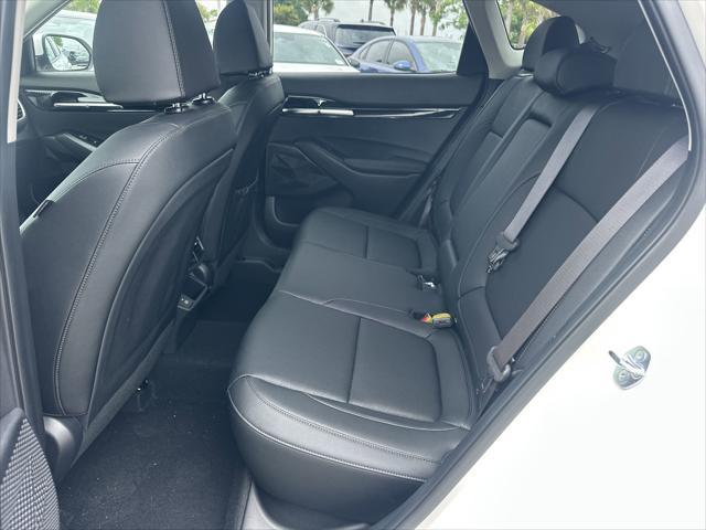 new 2025 Kia Seltos car, priced at $30,655