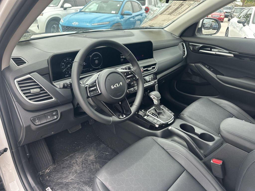 new 2025 Kia Seltos car, priced at $29,735
