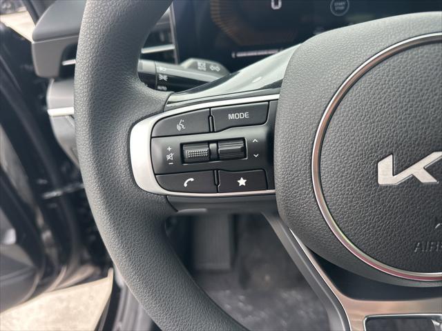 new 2025 Kia K5 car, priced at $28,550