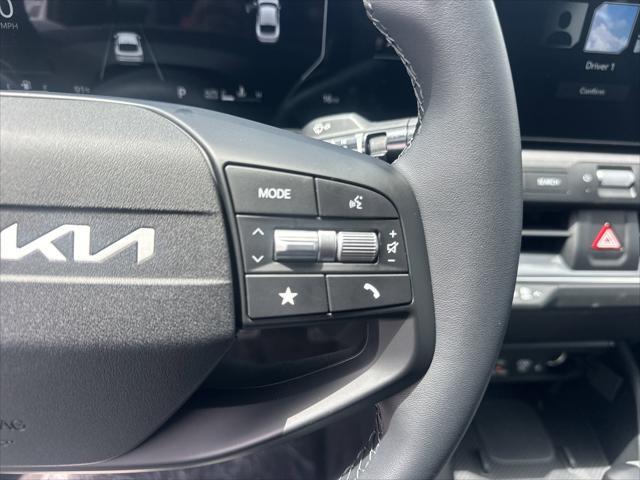 new 2025 Kia K4 car, priced at $25,810