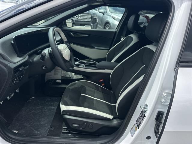 new 2025 Kia EV6 car, priced at $53,905