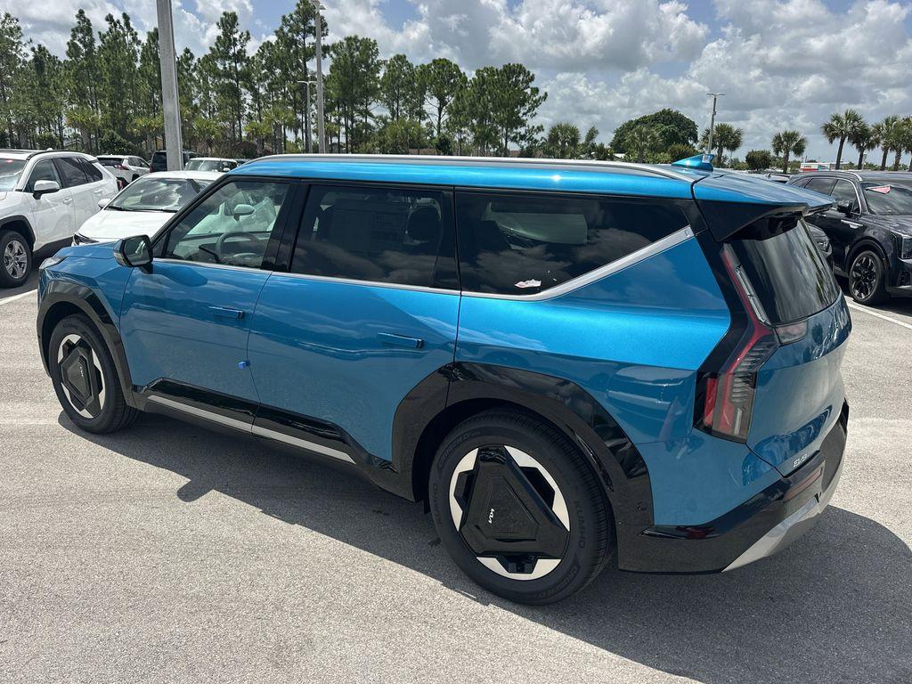 new 2026 Kia EV9 car, priced at $62,770