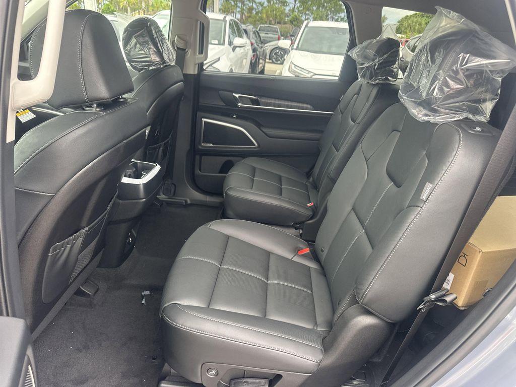 new 2025 Kia Telluride car, priced at $44,397