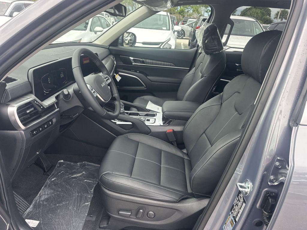 new 2025 Kia Telluride car, priced at $44,397