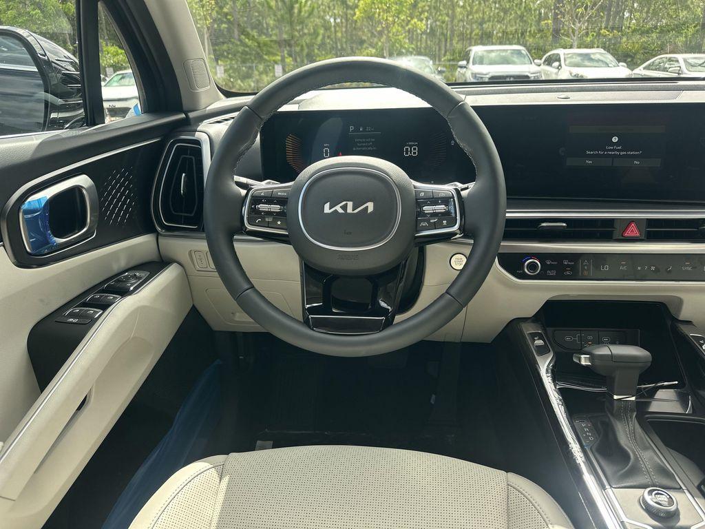 new 2025 Kia Sorento car, priced at $36,689