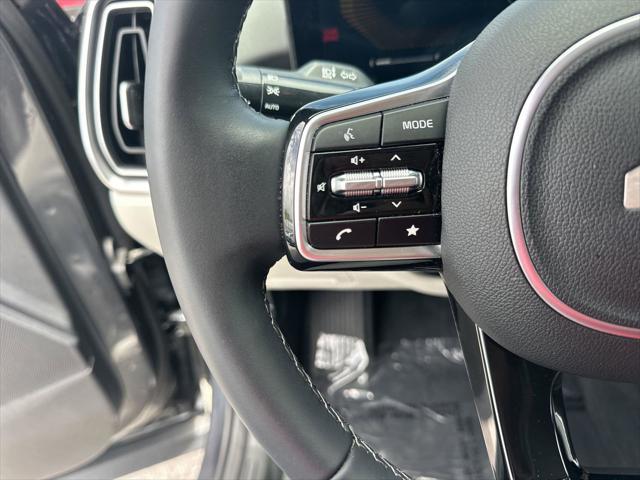 used 2024 Kia Sorento car, priced at $28,588