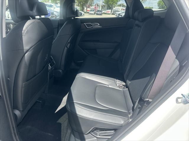 new 2025 Kia Sportage Hybrid car, priced at $35,694