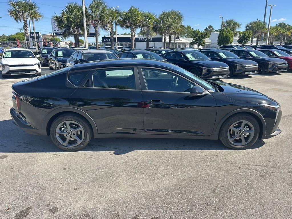 new 2025 Kia K4 car, priced at $24,375