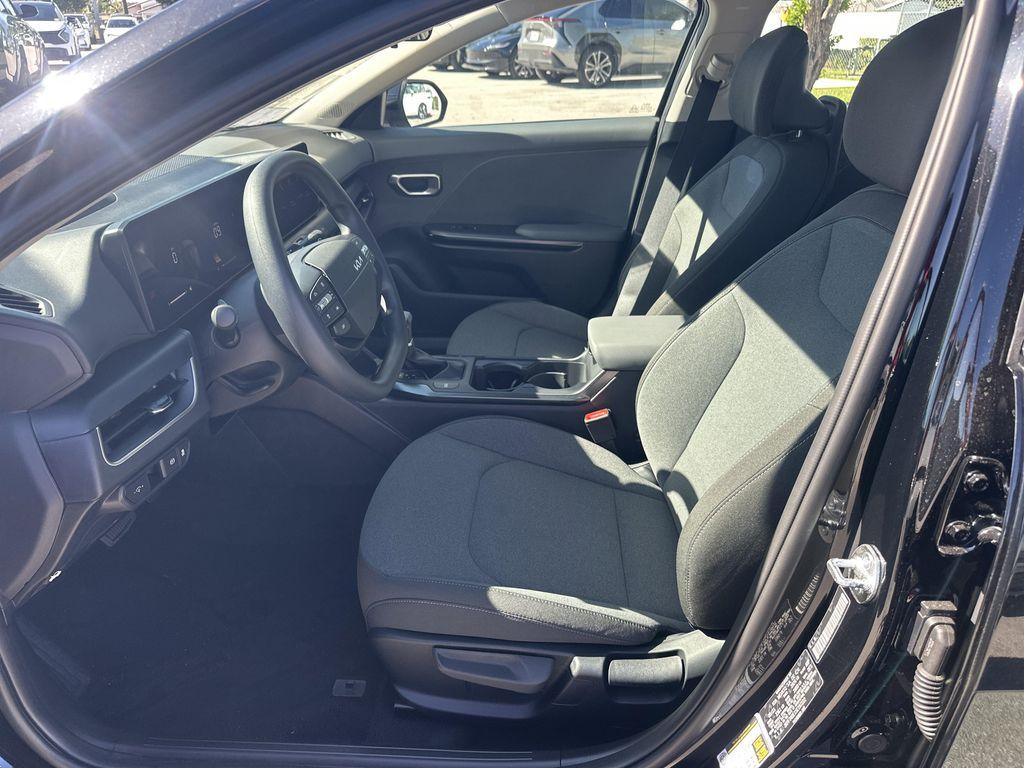 new 2025 Kia K4 car, priced at $24,375