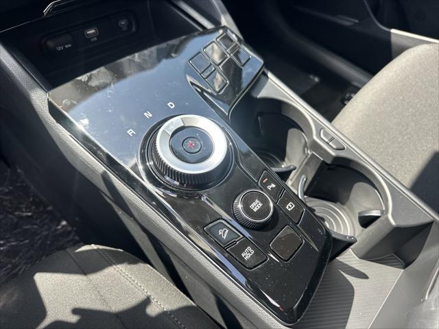 new 2025 Kia Sportage Hybrid car, priced at $29,905