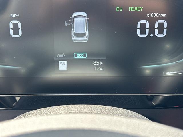 new 2025 Kia Sportage Hybrid car, priced at $29,905