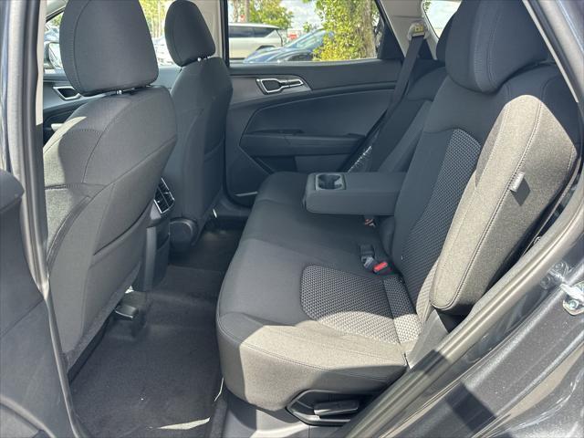 new 2025 Kia Sportage Hybrid car, priced at $29,905