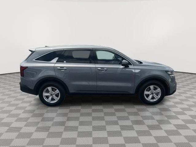 used 2022 Kia Sorento car, priced at $20,956