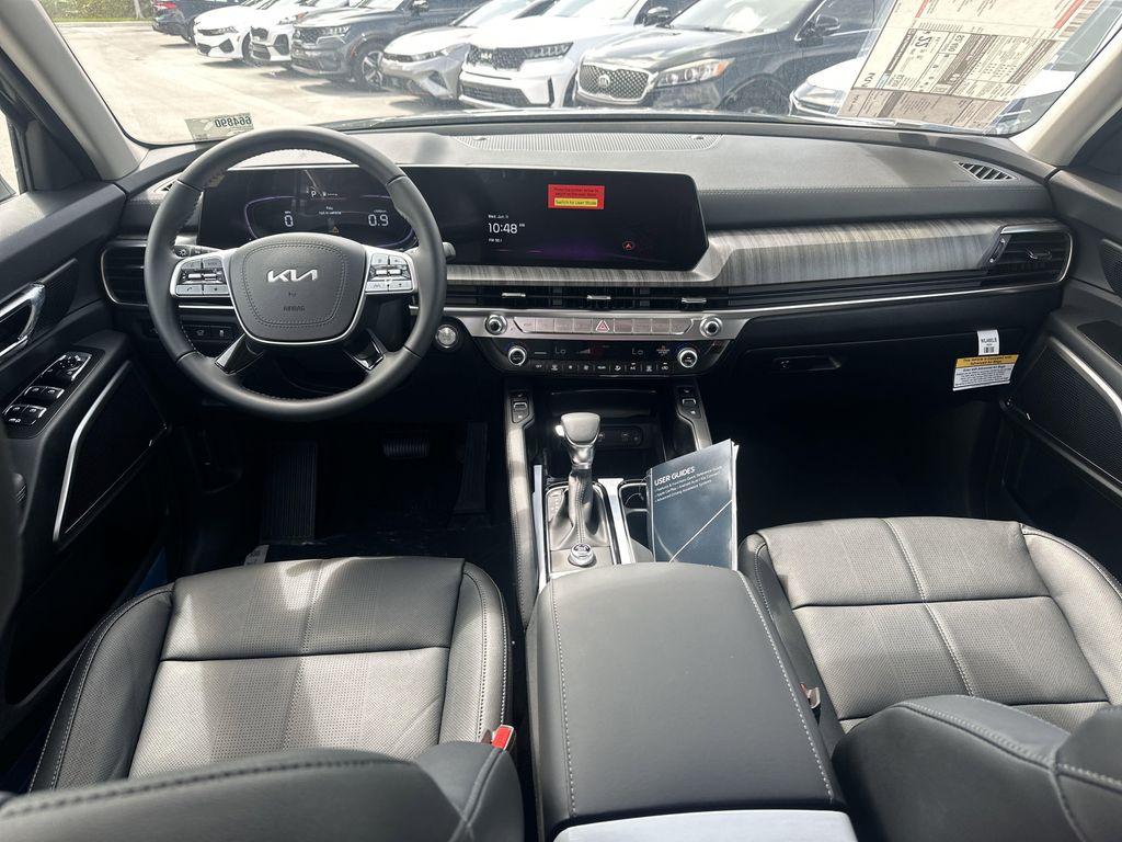 new 2025 Kia Telluride car, priced at $43,296