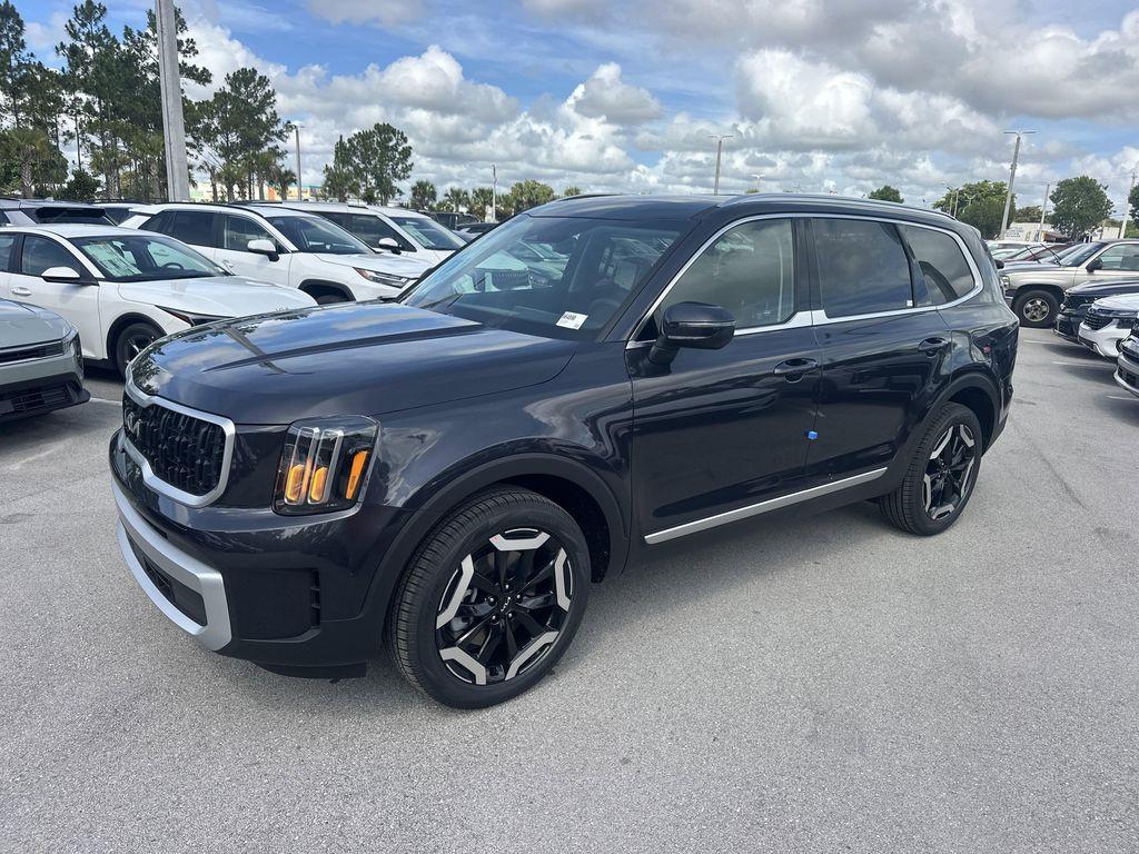 new 2025 Kia Telluride car, priced at $43,296