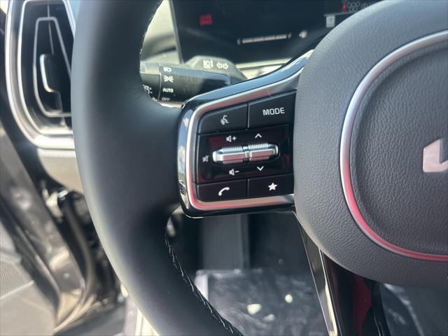 new 2025 Kia Sorento car, priced at $38,249