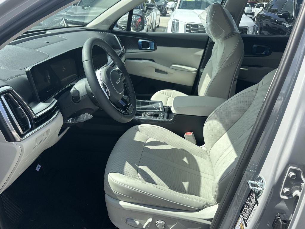 new 2025 Kia Sorento car, priced at $37,555