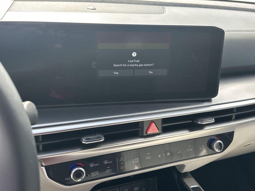 new 2025 Kia Sorento car, priced at $37,555