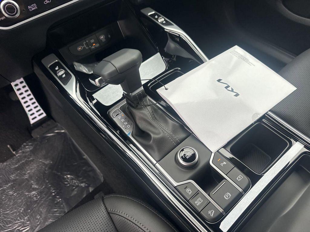 new 2025 Kia Sorento car, priced at $42,950