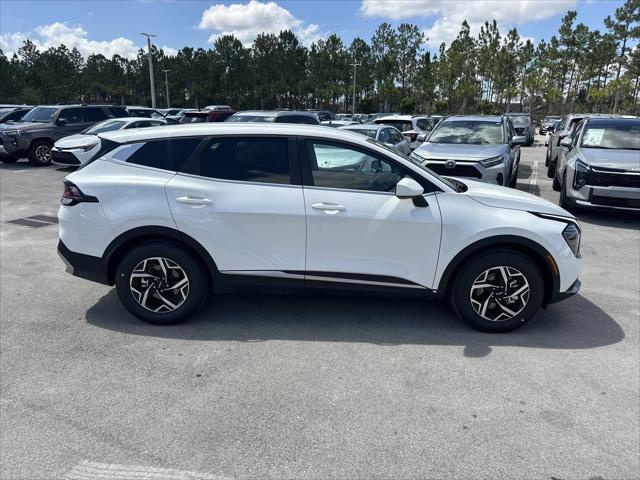 new 2025 Kia Sportage car, priced at $29,355