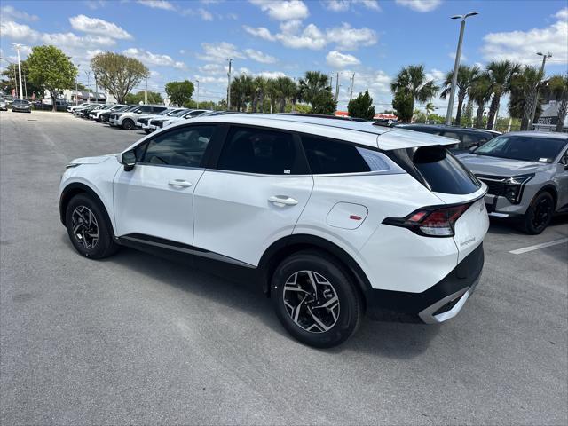 new 2025 Kia Sportage car, priced at $29,355