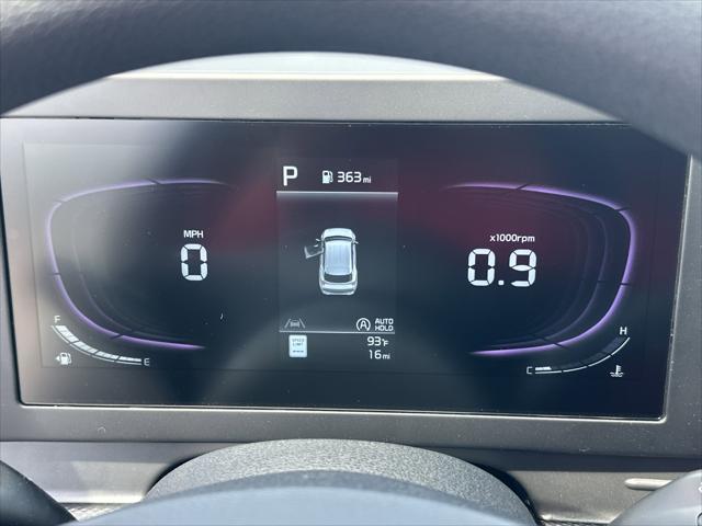 new 2025 Kia Sportage car, priced at $29,355
